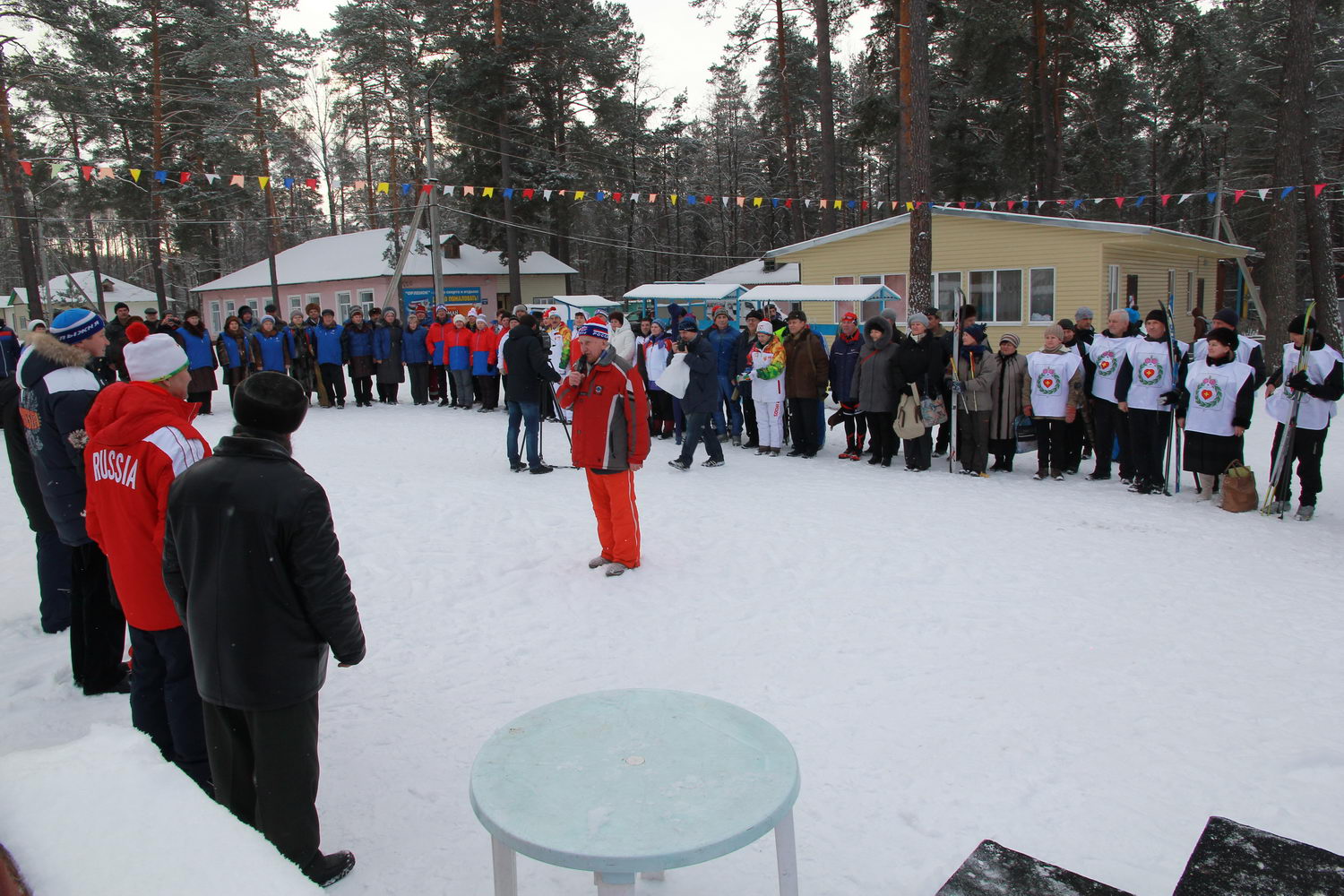 По итогам спортивных состязаний в командном зачете выиграли пенсионеры Калуги. Сборная Дзержинского района заняла второе место, бронзу получили спортсмены из Медынского района.